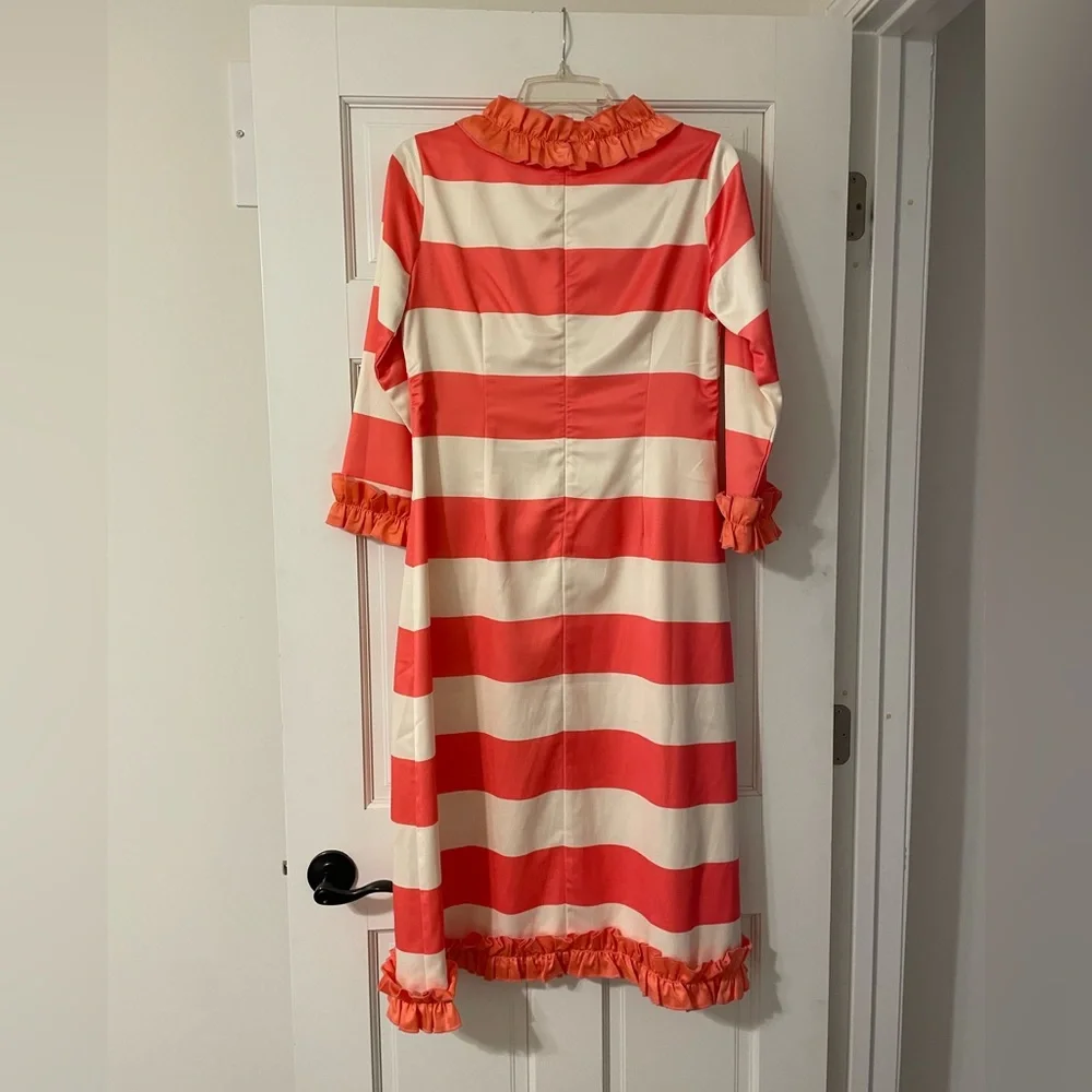 Dainty Jewells Dress - Picture 5 of 5